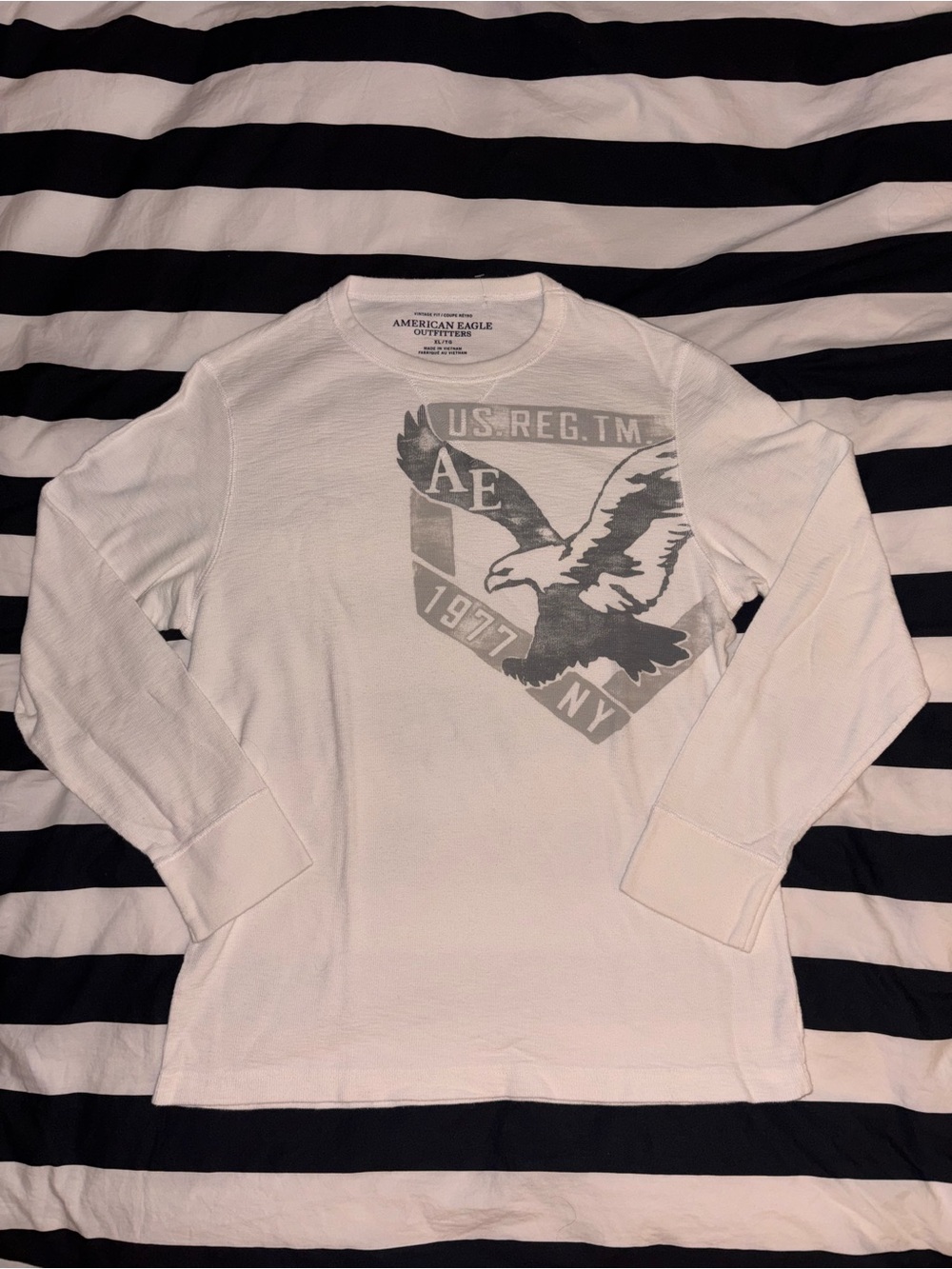 American Eagle Outfitters White Vintage Fit Graphic Waffle Long Sleeve Shirt